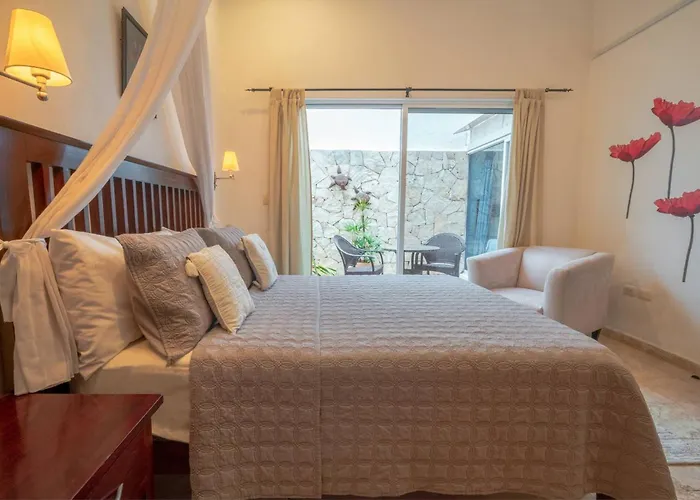 2 Bedroom Only Steps To The - At Magic Paradise Condos, Mamitas - Magia Playa del Carmen